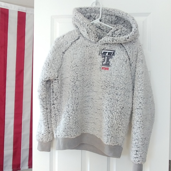 PINK Victoria's Secret Tops - new VICTORIA'S SECRET PINK TEXAS TECH SHERPA HOODI